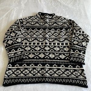 J.Jill black & white pattern sweater. Size L